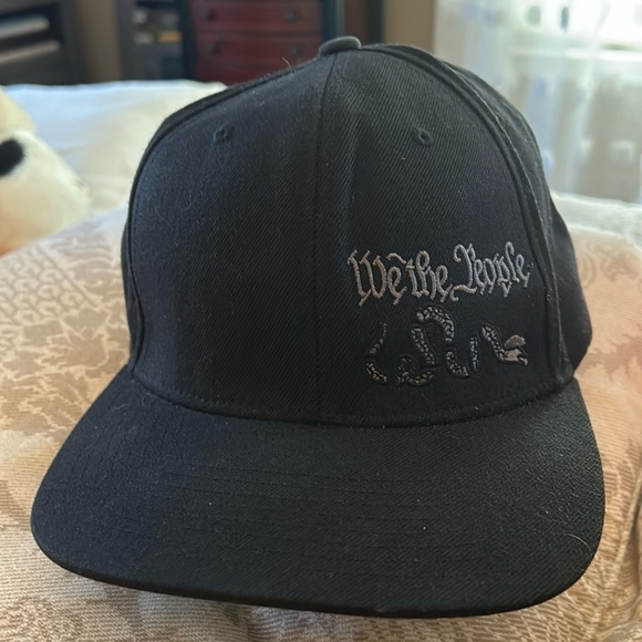 Men’s ADJUSTABLE  WE THE PEOPLE HAT - Picture 1 of 7